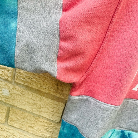 Unique handmade up cycled lion, Fort Smith Arkansas University sweatshirt size M - Picture 2 of 6